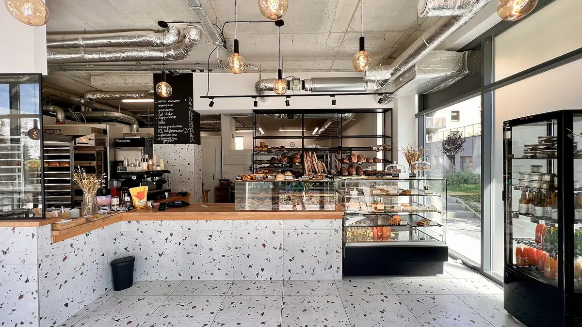 Maria's Delights – bakery in Adamsdown, Cardiff